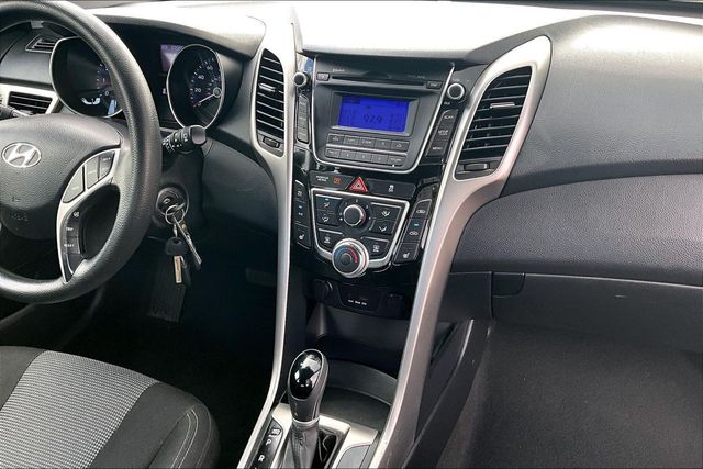 2013 Hyundai Elantra GT Base - 23020224 - 29