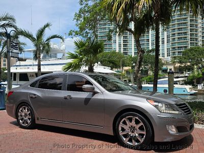 2013 Hyundai Equus
