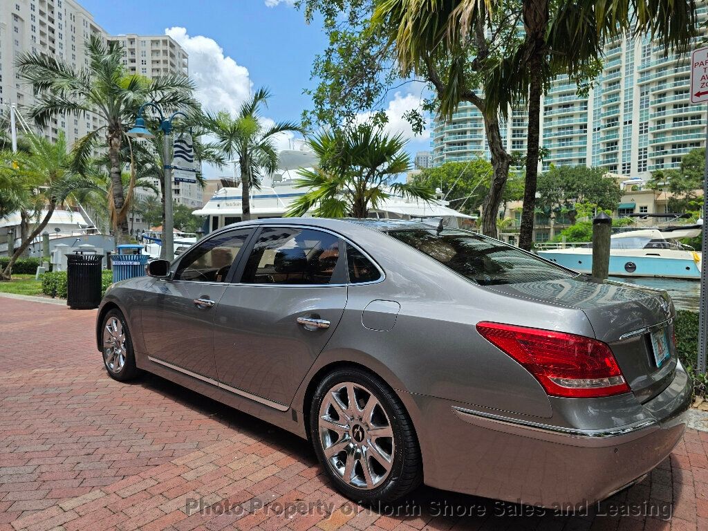 2013 Hyundai Equus 4dr Sedan Signature - 23024741 - 19
