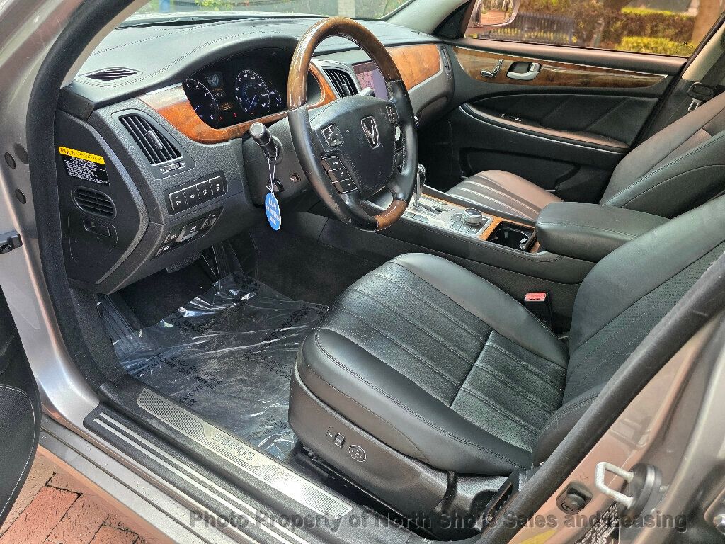 2013 Hyundai Equus 4dr Sedan Signature - 23024741 - 24