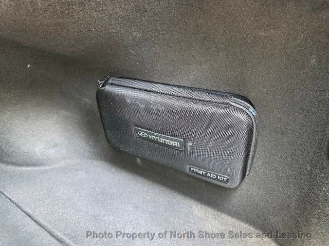 2013 Hyundai Equus 4dr Sedan Signature - 23024741 - 33