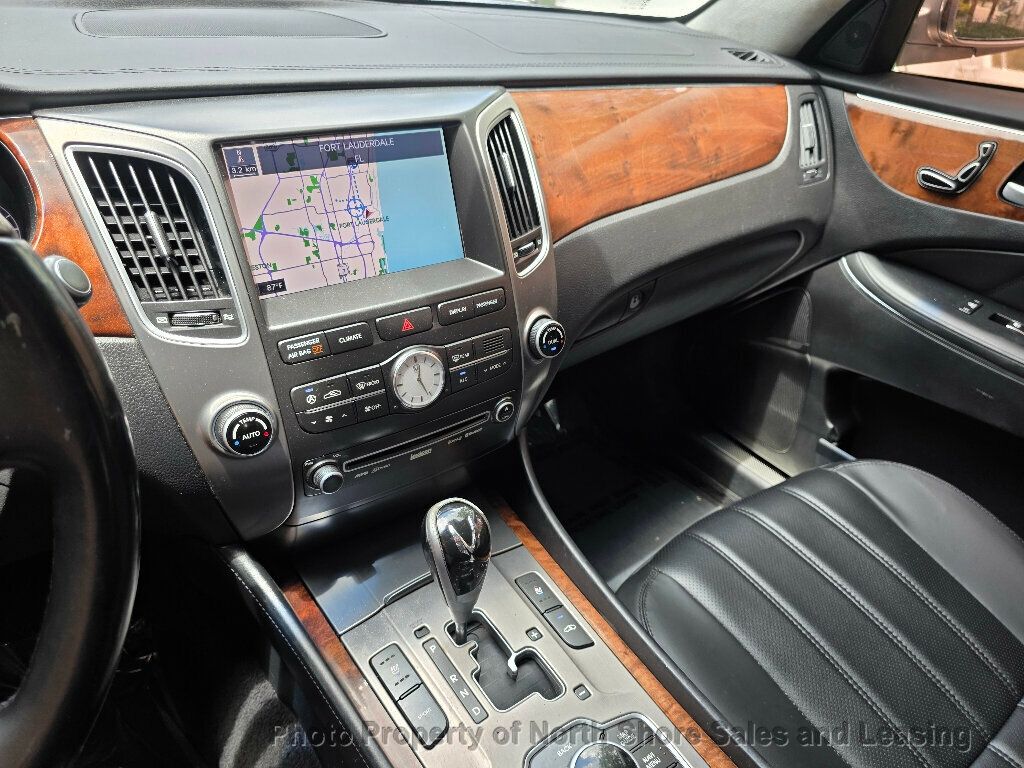 2013 Hyundai Equus 4dr Sedan Signature - 23024741 - 45