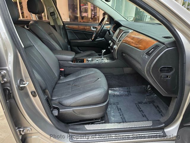 2013 Hyundai Equus 4dr Sedan Signature - 23024741 - 54