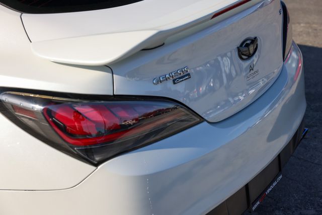 2013 Hyundai Genesis Coupe 2dr V6 3.8L Automatic Track - 22984129 - 26