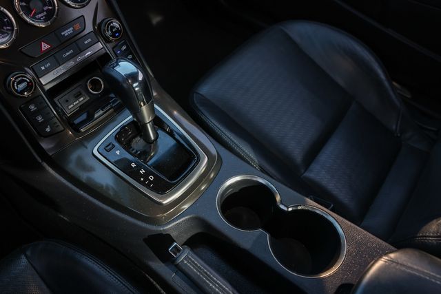 2013 Hyundai Genesis Coupe 2dr V6 3.8L Automatic Track - 22984129 - 37