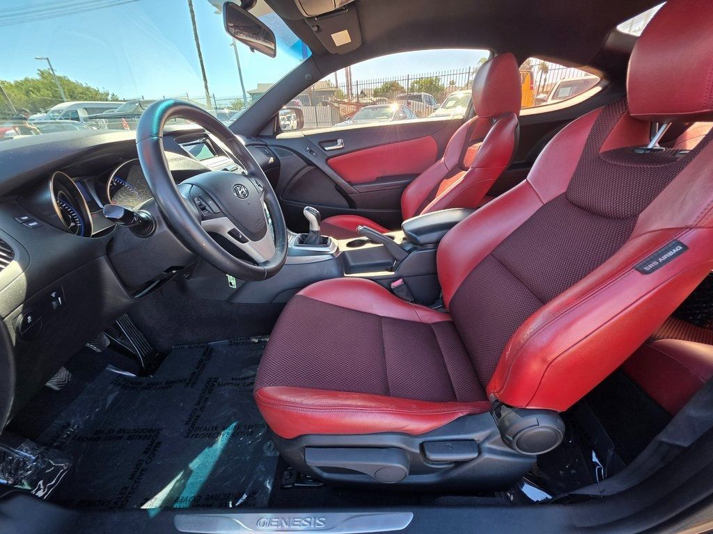 2013 Hyundai Genesis Coupe 2dr V6 3.8L Manual R-Spec - 22928530 - 10
