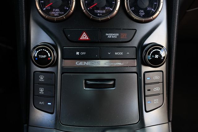 2013 Hyundai Genesis Coupe 2dr V6 3.8L Manual R-Spec - 22917448 - 28