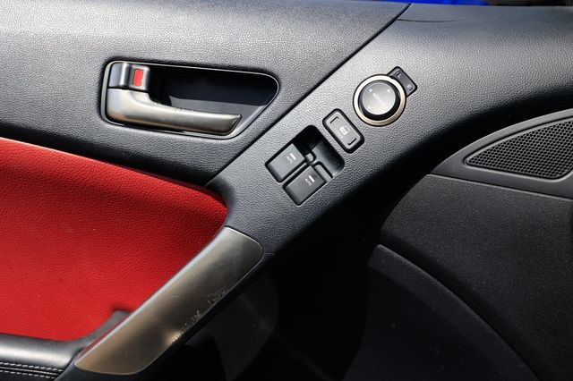 2013 Hyundai Genesis Coupe 2dr V6 3.8L Manual R-Spec - 22917448 - 39