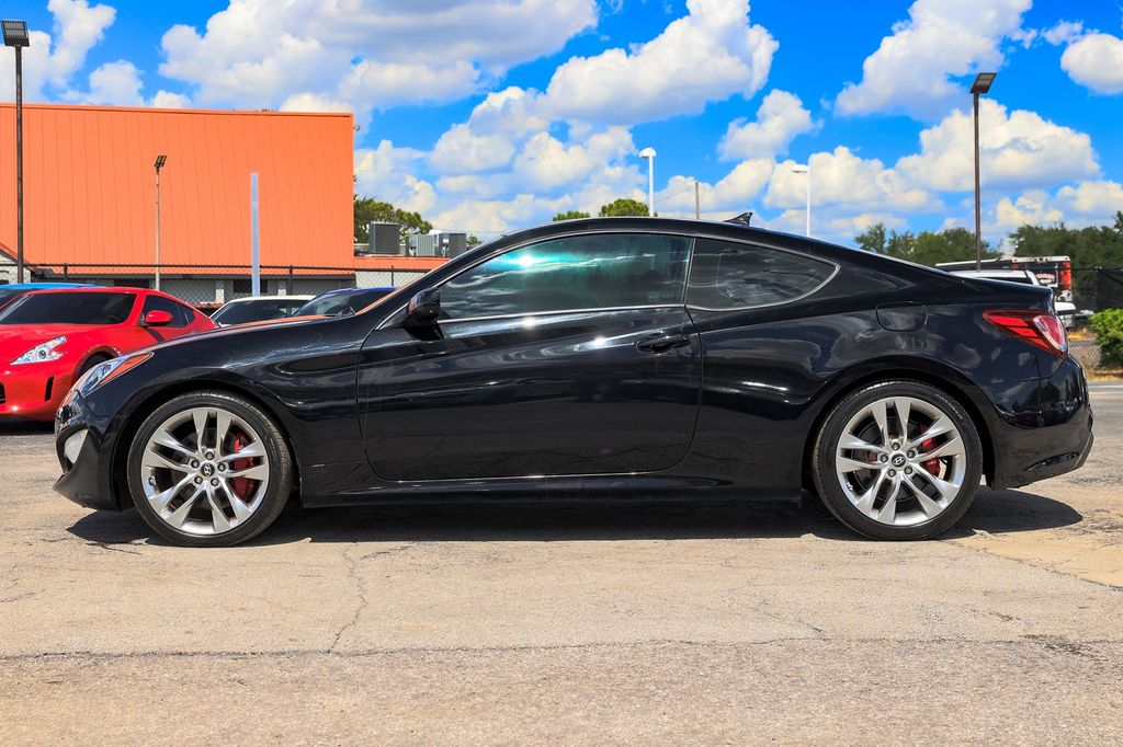 2013 Hyundai Genesis Coupe R-Spec photo 5