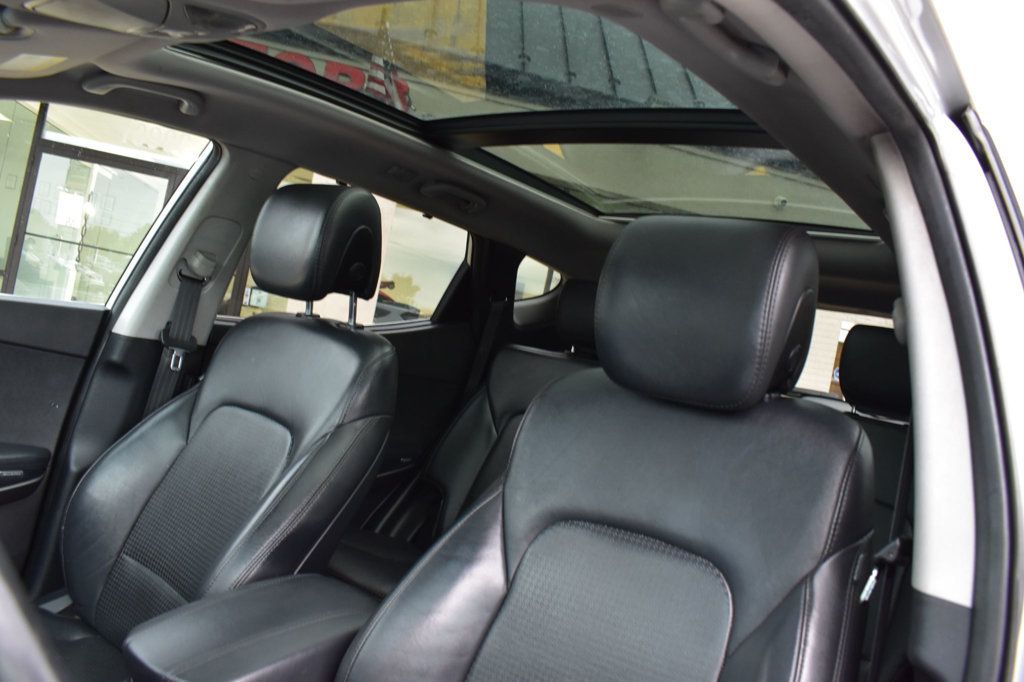 2013 Hyundai Santa Fe 2.0T Sport photo 11
