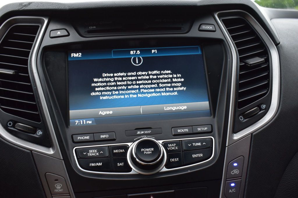 2013 Hyundai Santa Fe 2.0T Sport photo 28