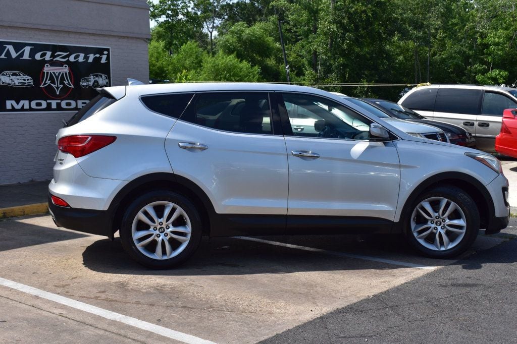 2013 Hyundai Santa Fe 2.0T Sport photo 2