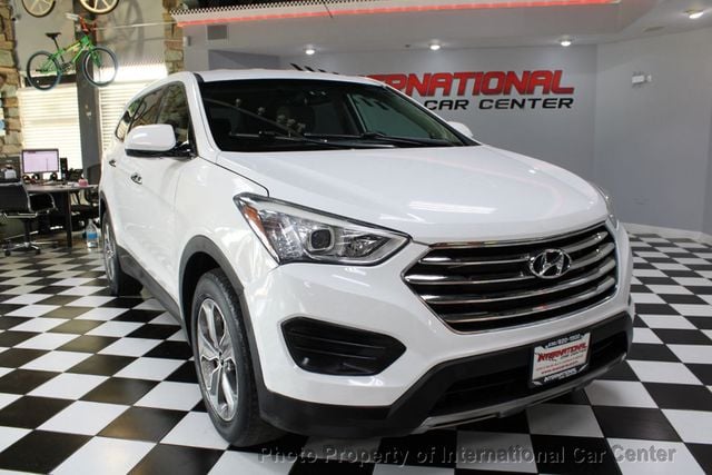 2013 Hyundai Santa Fe GLS photo 3