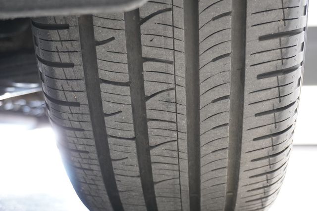 2013 Hyundai Santa Fe FWD 4dr Sport - 22951427 - 30