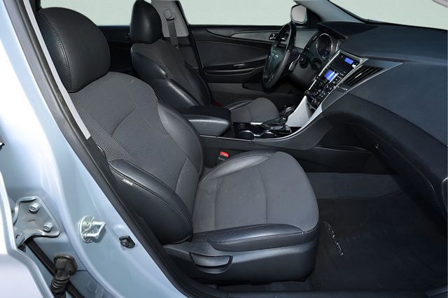 2013 HYUNDAI SONATA 4dr Sedan 2.0T Automatic SE - 22983683 - 11