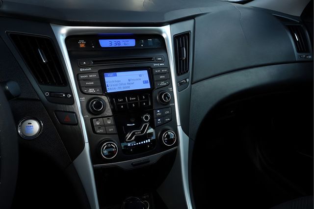 2013 HYUNDAI SONATA 4dr Sedan 2.0T Automatic SE - 22983683 - 19