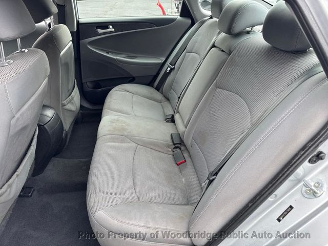 2013 Hyundai Sonata 4dr Sedan 2.4L Automatic GLS - 22942771 - 9