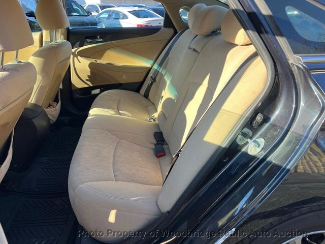 2013 Hyundai Sonata 4dr Sedan 2.4L Automatic GLS - 22975968 - 9
