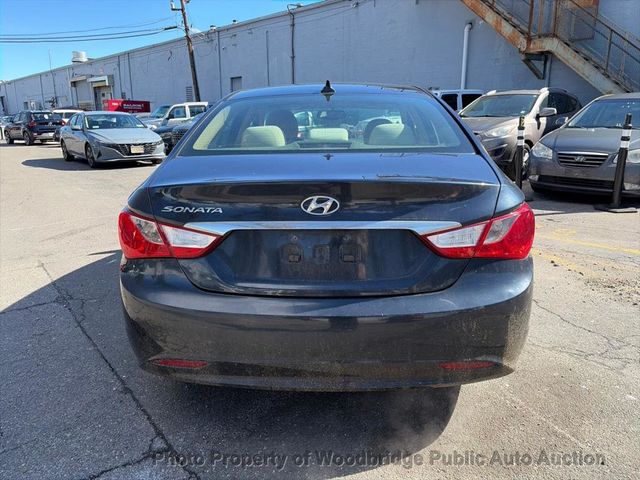 2013 Hyundai Sonata 4dr Sedan 2.4L Automatic GLS - 23002245 - 3