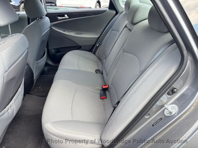 2013 Hyundai Sonata 4dr Sedan 2.4L Automatic GLS - 23023882 - 9