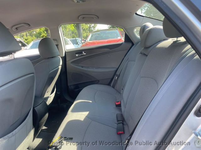 2013 Hyundai Sonata 4dr Sedan 2.4L Automatic GLS - 23032671 - 8
