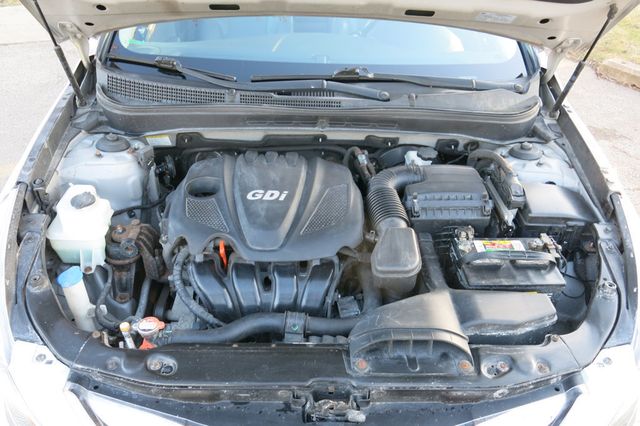 2013 Hyundai Sonata 4dr Sedan 2.4L Automatic Limited - 22992640 - 32