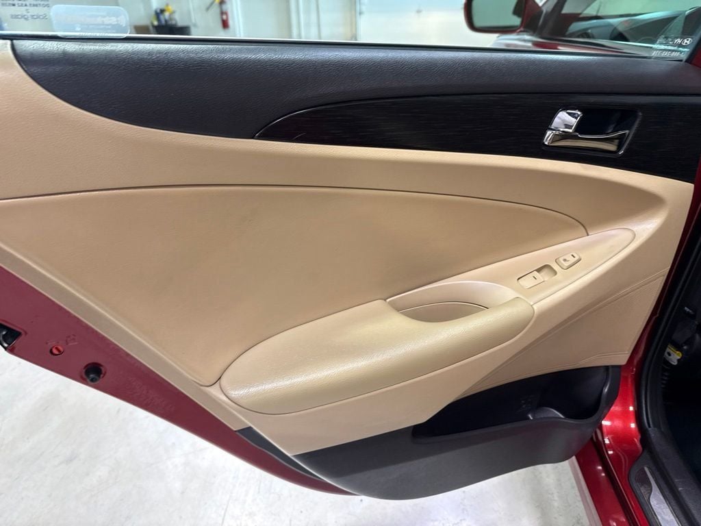 2013 Hyundai Sonata 4dr Sedan 2.4L Automatic Limited - 23012017 - 29