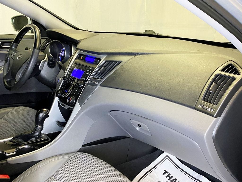 2013 Hyundai Sonata 4dr Sedan 2.4L Automatic SE - 22933334 - 35