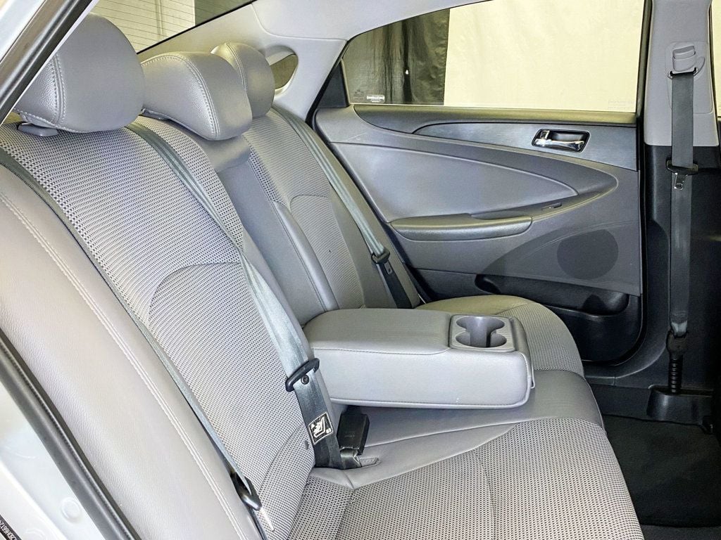 2013 Hyundai Sonata 4dr Sedan 2.4L Automatic SE - 22933334 - 39