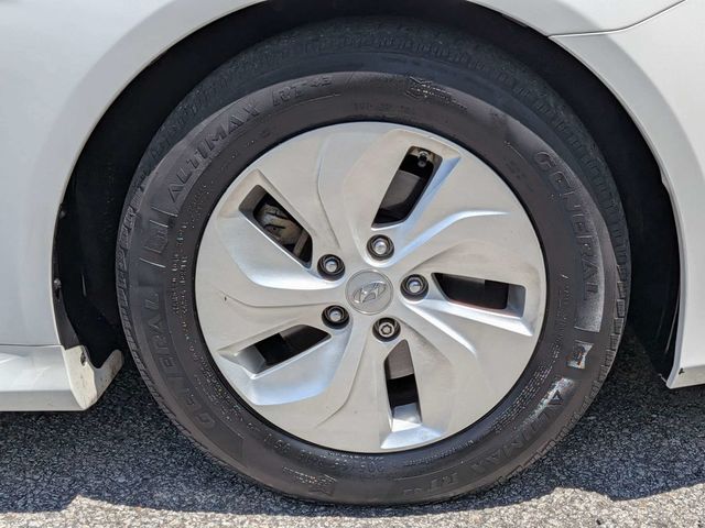 2013 Hyundai Sonata Hybrid  - 23037813 - 10