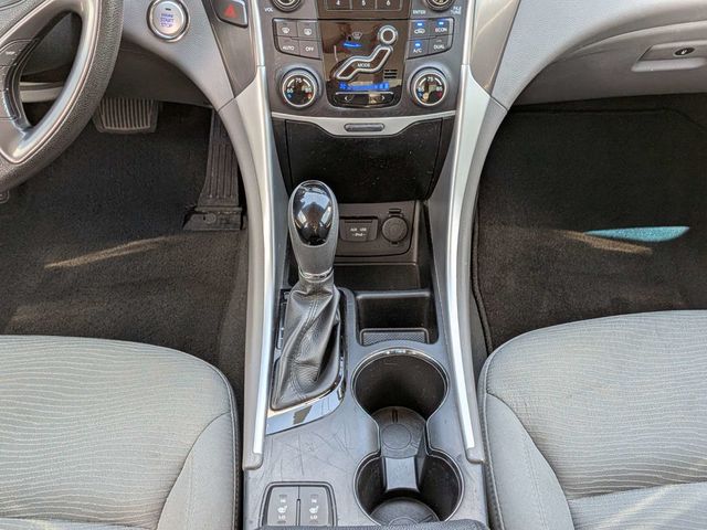 2013 Hyundai Sonata Hybrid  - 23037813 - 17