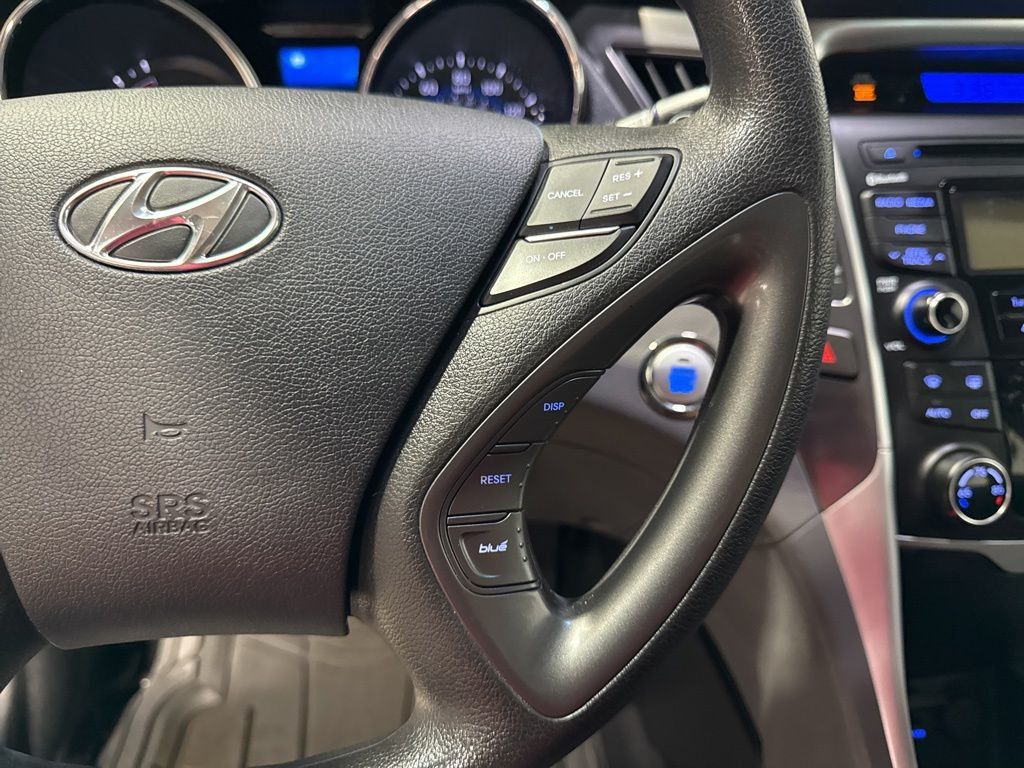 2013 Hyundai Sonata Hybrid 4dr Sedan - 23033345 - 10
