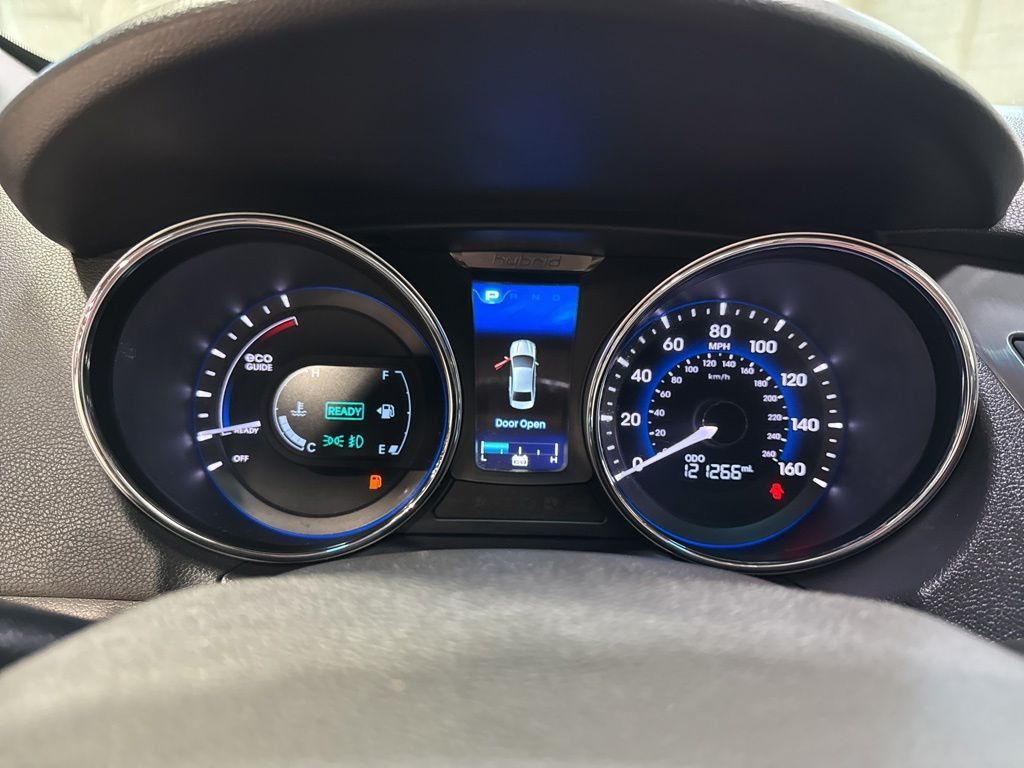 2013 Hyundai Sonata Hybrid 4dr Sedan - 23033345 - 13