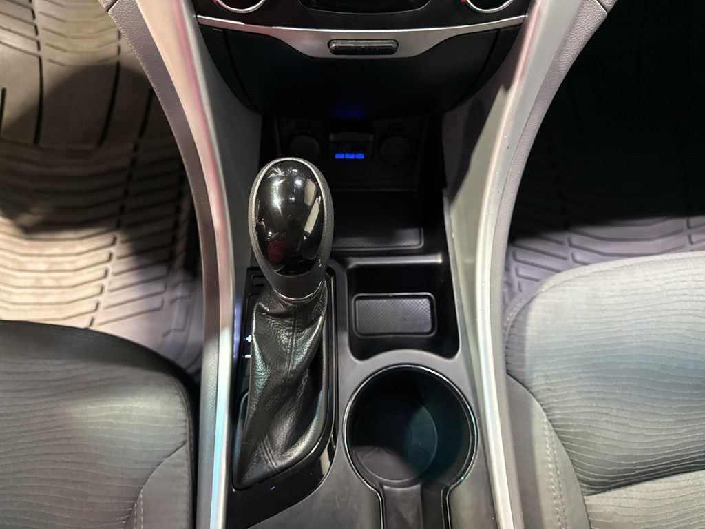2013 Hyundai Sonata Hybrid 4dr Sedan - 23033345 - 15