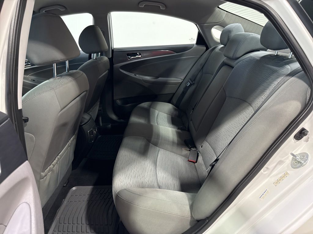 2013 Hyundai Sonata Hybrid 4dr Sedan - 23033345 - 23
