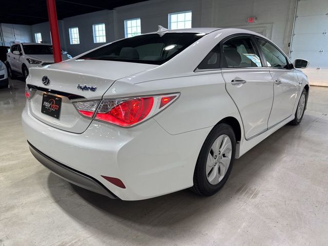 2013 Hyundai Sonata Hybrid 4dr Sedan - 23033345 - 6