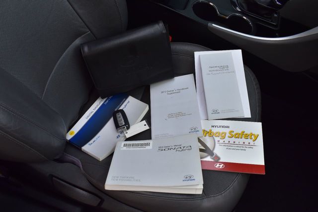 2013 Hyundai Sonata Hybrid 4dr Sedan Limited w/Panoramic Sunroof Pkg - 21970514 - 12