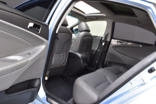 2013 Hyundai Sonata Hybrid 4dr Sedan Limited w/Panoramic Sunroof Pkg - 21970514 - 21