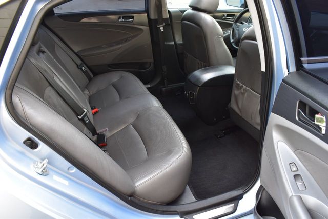2013 Hyundai Sonata Hybrid 4dr Sedan Limited w/Panoramic Sunroof Pkg - 21970514 - 22