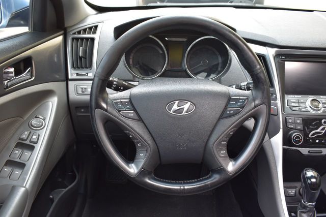 2013 Hyundai Sonata Hybrid 4dr Sedan Limited w/Panoramic Sunroof Pkg - 21970514 - 25