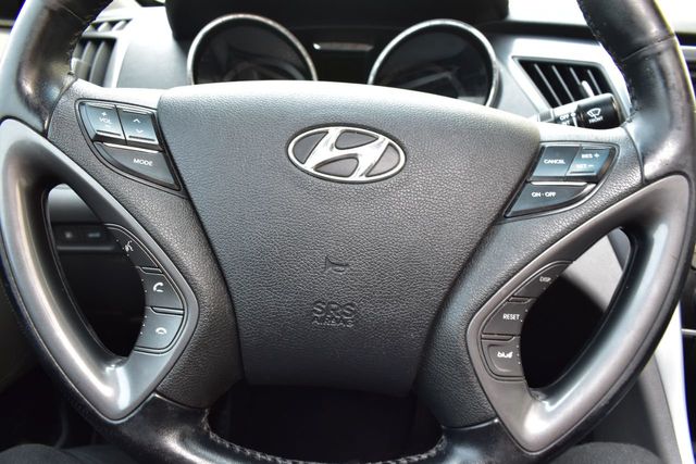 2013 Hyundai Sonata Hybrid 4dr Sedan Limited w/Panoramic Sunroof Pkg - 21970514 - 28