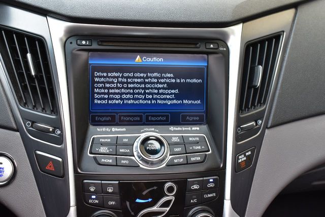 2013 Hyundai Sonata Hybrid 4dr Sedan Limited w/Panoramic Sunroof Pkg - 21970514 - 32