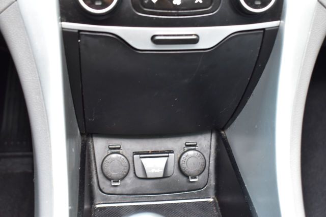 2013 Hyundai Sonata Hybrid 4dr Sedan Limited w/Panoramic Sunroof Pkg - 21970514 - 41