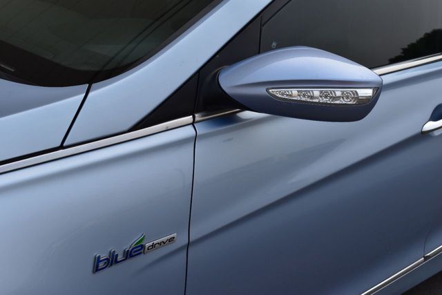 2013 Hyundai Sonata Hybrid 4dr Sedan Limited w/Panoramic Sunroof Pkg - 21970514 - 50