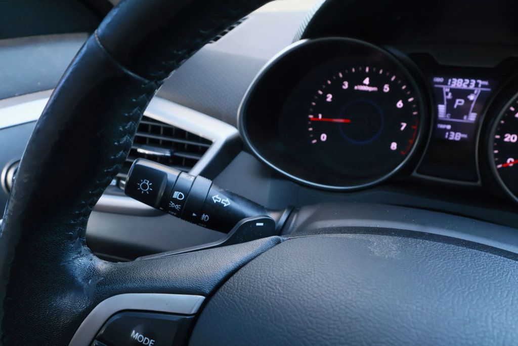 2013 Hyundai Veloster 2 DOOR HATCHBACK, TINTED, PADDLE SHIFT, TOUCHSCREEN, BLUETOOTH!! - 22926724 - 15