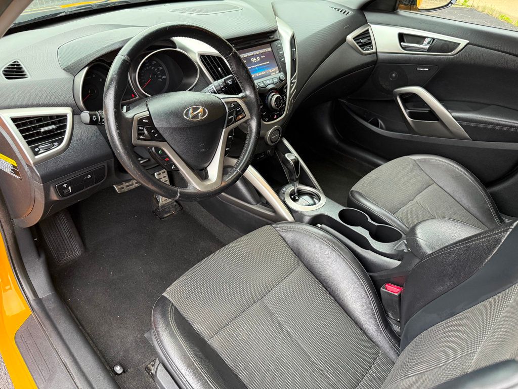 2013 Hyundai Veloster Base Turbo Ultimate photo 11