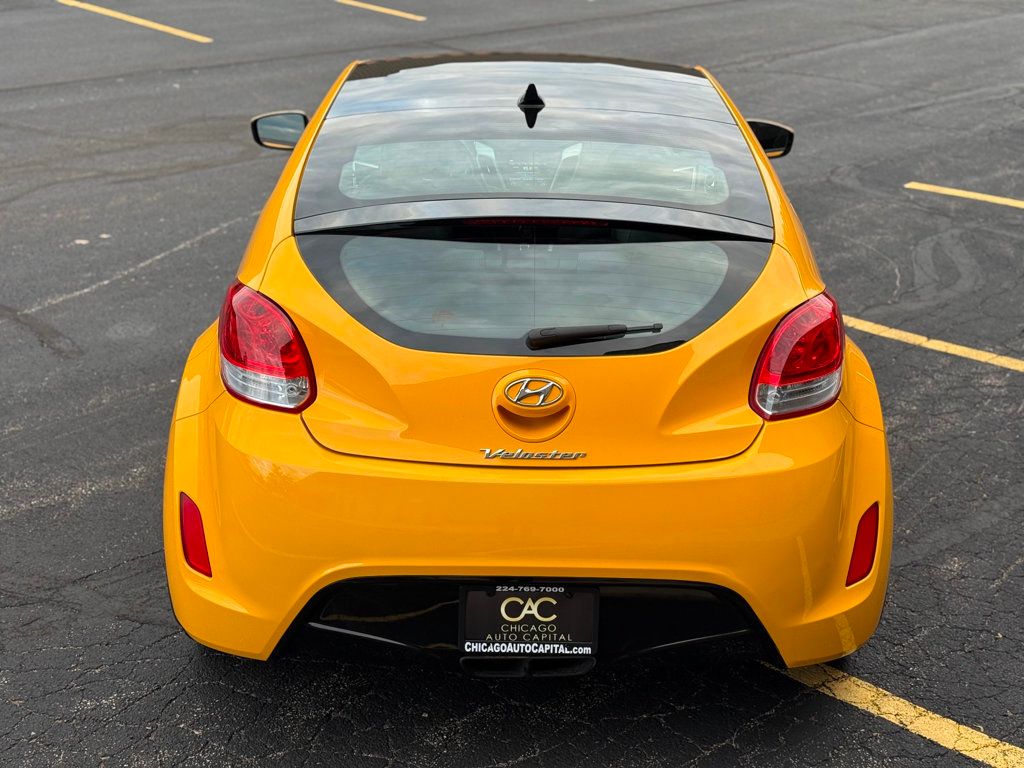 2013 Hyundai Veloster Base Turbo Ultimate photo 23