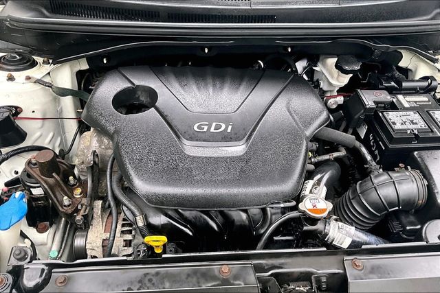 2013 Hyundai Veloster 3dr Coupe Automatic w/Black Int - 23020223 - 35
