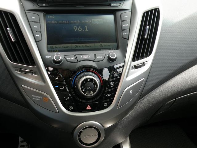 2013 Hyundai Veloster Base - 22922642 - 8