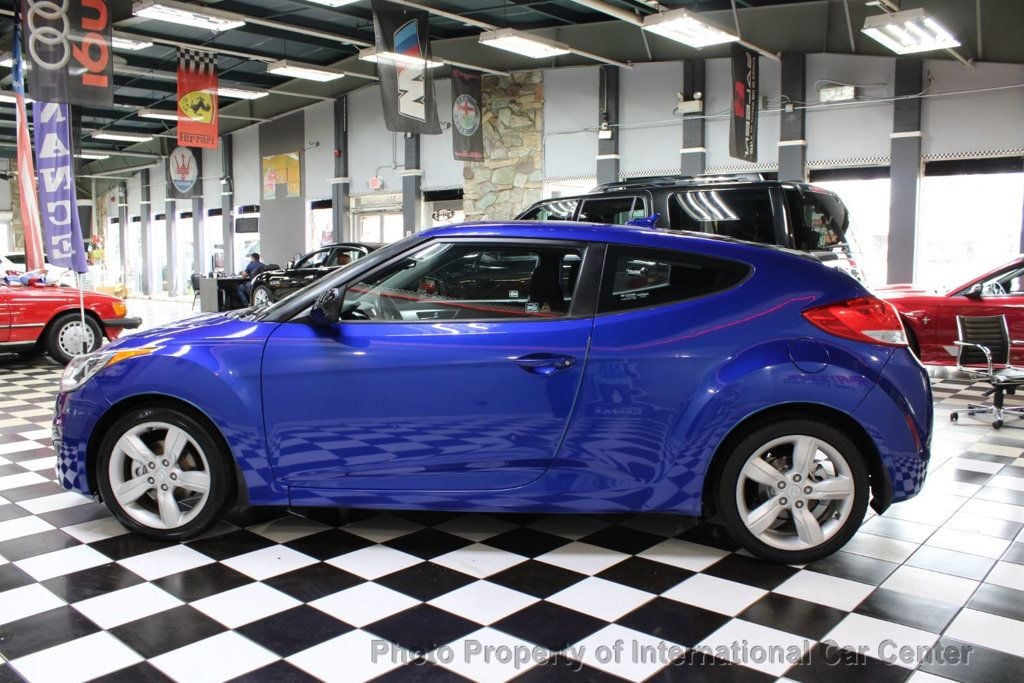 2013 Hyundai Veloster Just Serviced!  - 22691260 - 9